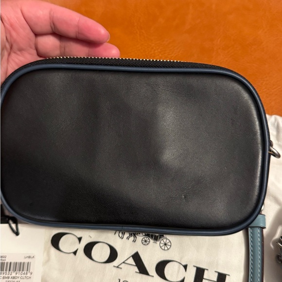 Coach x Nasa space crossbody clutch - Picture 10 of 15